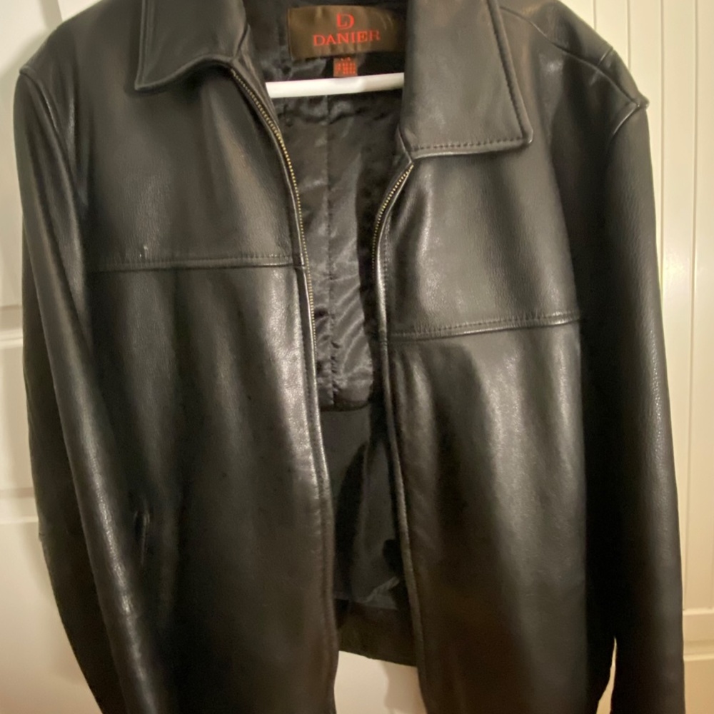 Danier Leather jacket - Picture 1 of 6